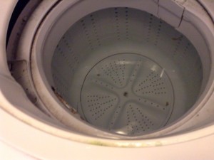お湯で洗濯機をまわす